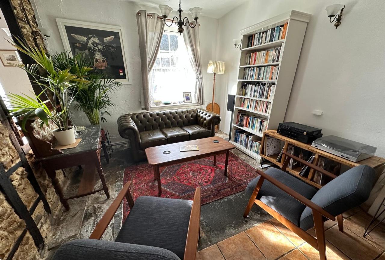 Bed and Breakfast The Old Bakehouse Colyton Экстерьер фото